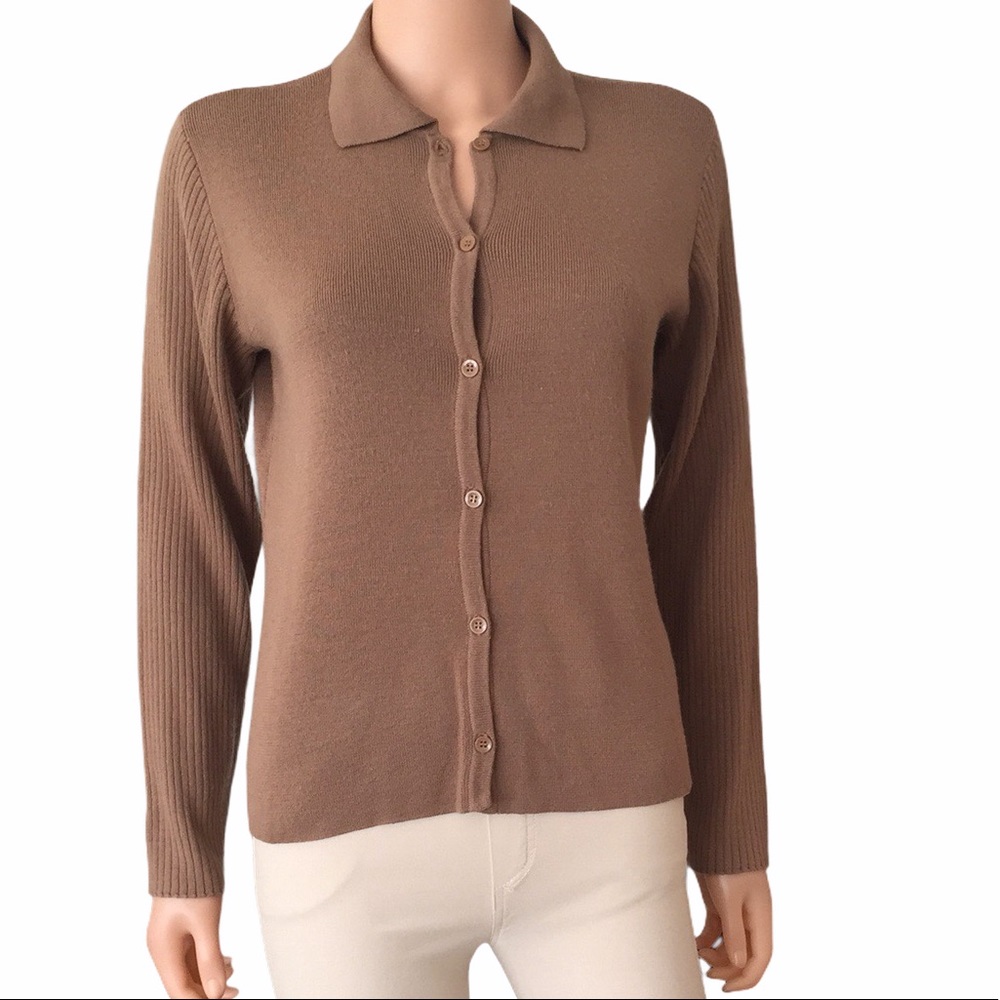 Vintage Eddie Bauer tan wool acrylic cardigan sweater made in Hong Kong